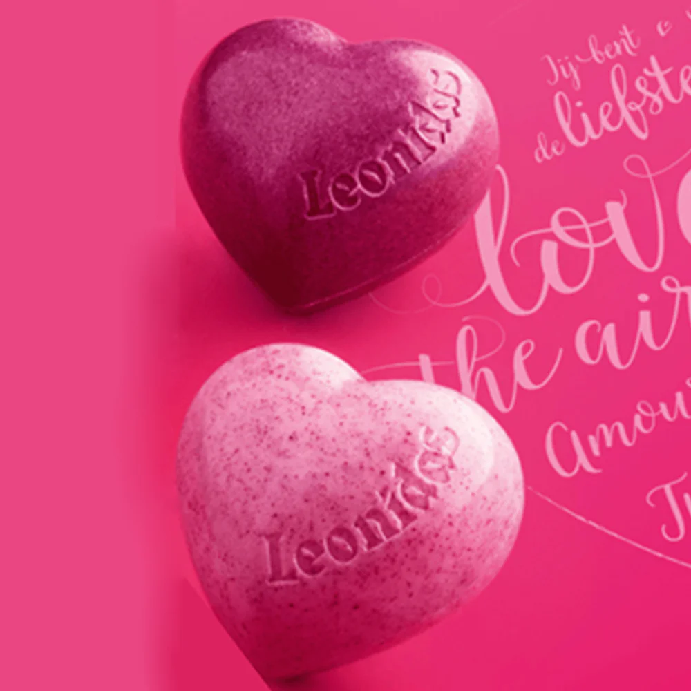 16 Cream Milk, Dark & White Chocolate Hearts