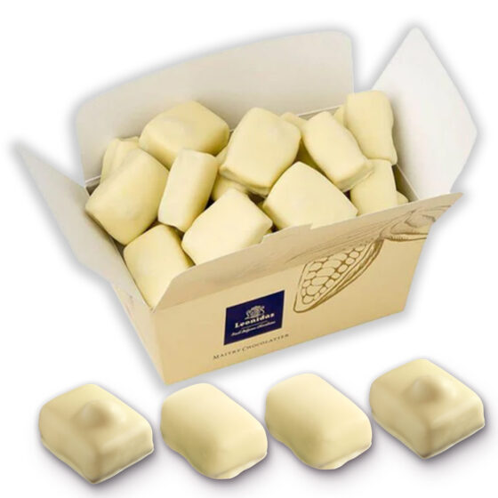 28 Manon Cafe & Blanc White