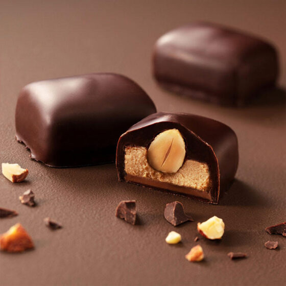 10 Manon Cafe, Dark Coffee and Praline Buttercream