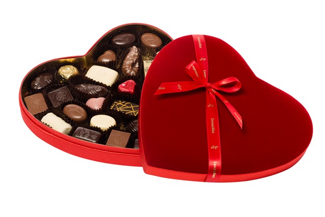 Leonidas Luxury Red Velvet Heart-shaped Assorted Chocolate Gift Box –  Leonidas Kensington