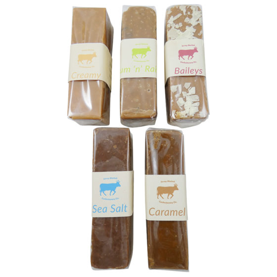 5 Assorted Fudge Crackers, Caramel, Sea Salted, Baileys, Creamy, Rum - Image 2