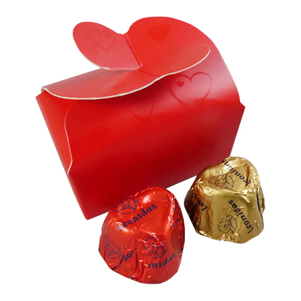 2 Choose Your Own Chocolates, Heart Favour Gift Box - Image 2