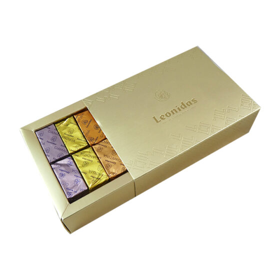 24 Mixed Praline Gia's in Embossed Golden Box - Image 2