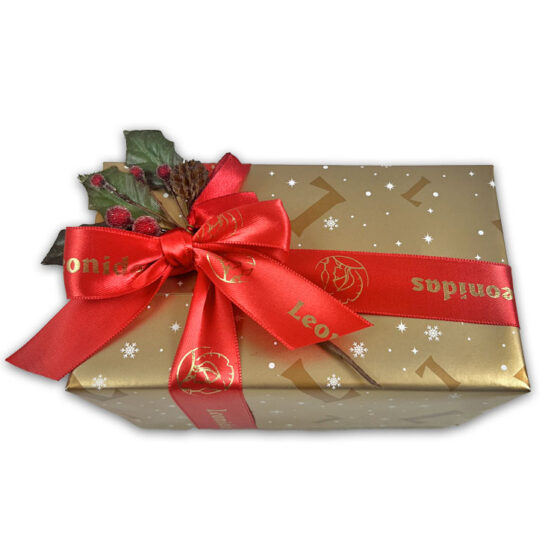 Christmas Wrap, Spray & Leonidas Ribbon