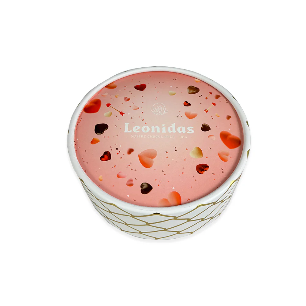 Valentines Round 2 layer Gift Box closed
