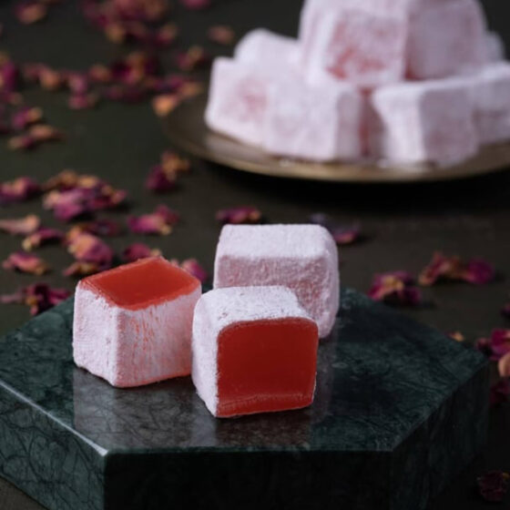 Turkish Delight Rose, Amazing Large Gift Box - Image 3