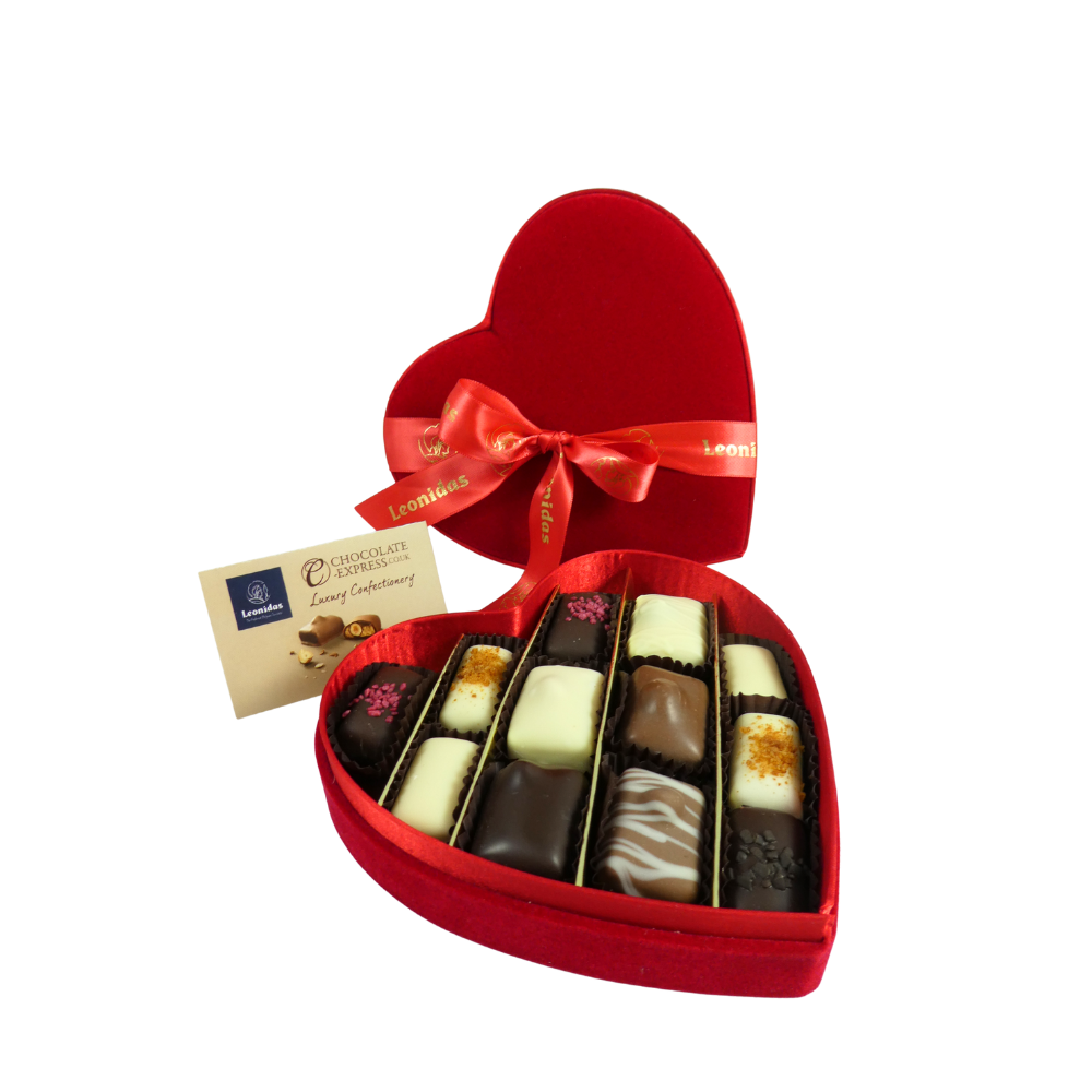 Red Velvet heart with a mix of manon chocolates