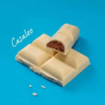 white chocolate leonidas casaleo bar in half